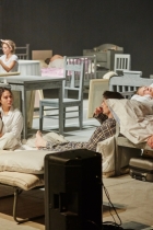 Les Trois Soeurs, три сестры