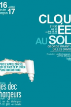 Clouée au sol